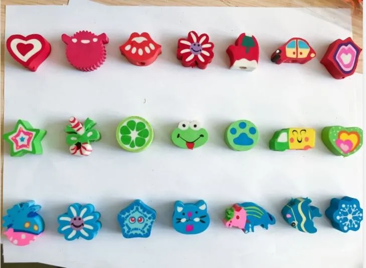 Cute Design Extruded Eraser Gift Set For Kids